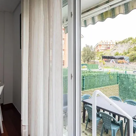 Chalet Adosado Con Piscina, Terraza Y Garaje En Castro Urdiales Buitenkant foto