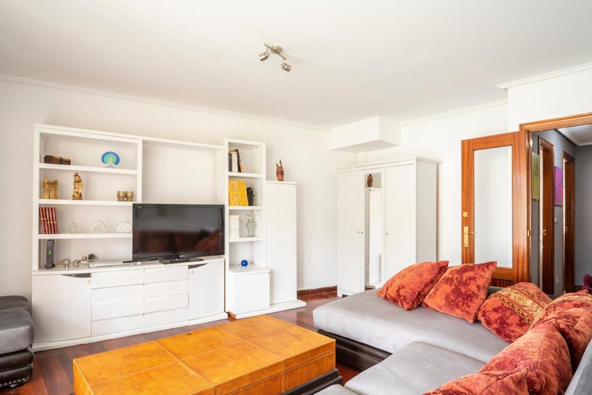 Adosado Con Piscina, Terraza Y Garaje En Apartment Castro Urdiales