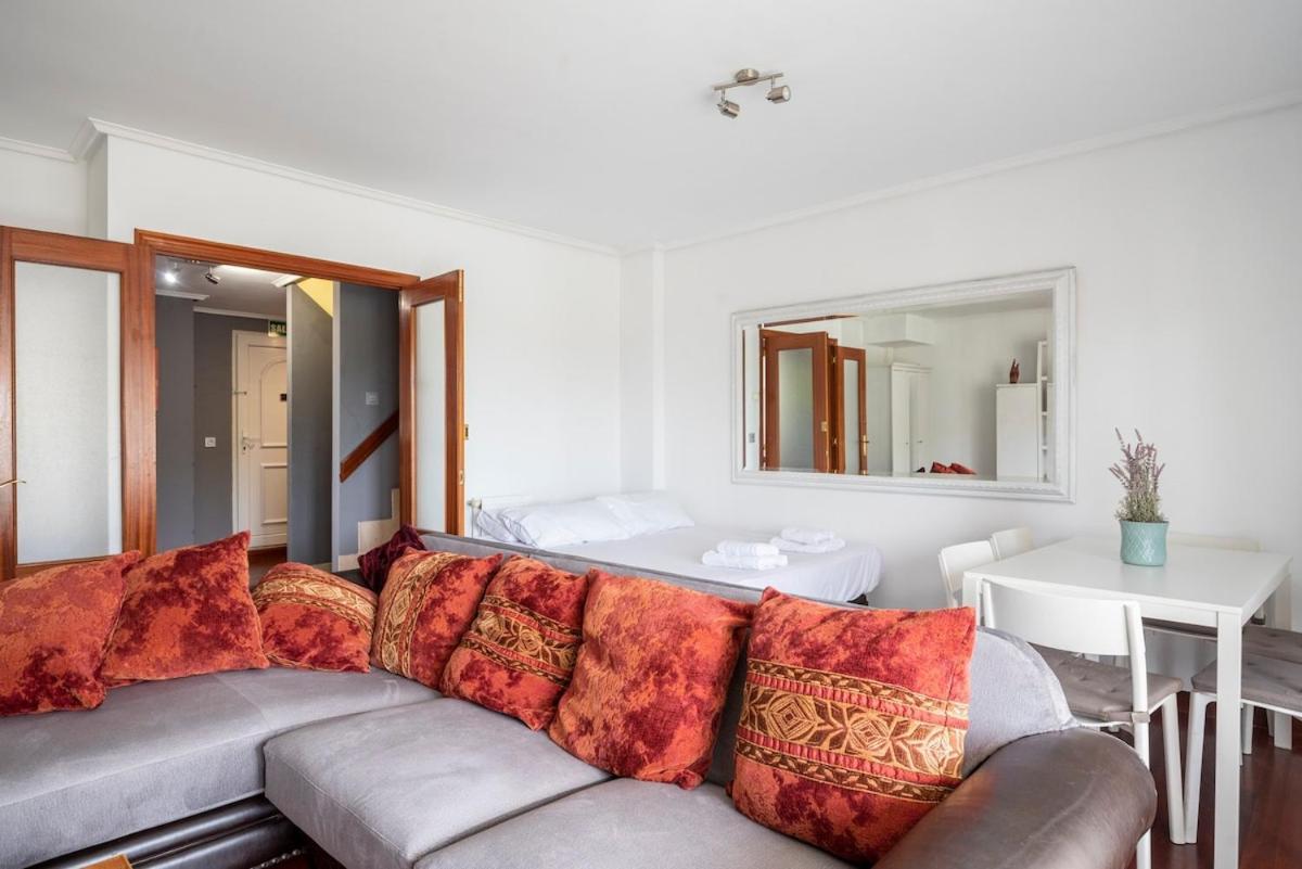 Appartement Adosado Con Piscina, Terraza Y Garaje En *